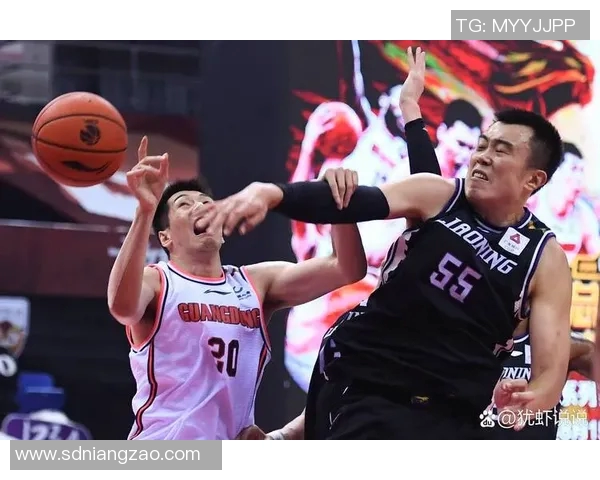 热血明星篮球：青春热血与梦想交织的赛场传奇之旅